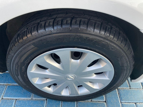 Nissan Versa V-DRIVE Esp.Ed. 1.6 16v Flex Aut.
