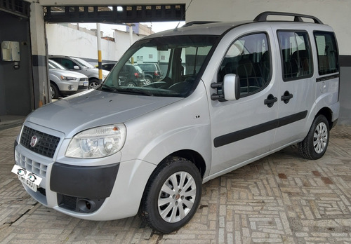 Fiat Doblo 1.8 Essence 7lugares