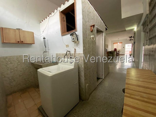 Erika Armeya Vende, Casa En La Urbanizacion La Piedad Norte De Cabudare. Flex: #25-15434