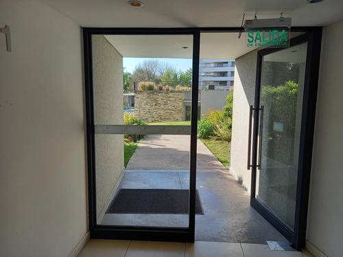 Imagen 9 de 30 de Venta De Hermosos Departamento En Condominio Civis De 2 Ambientes Muy Moderno Y Con Amenities