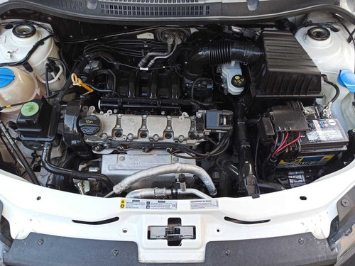 Imagen 10 de 10 de Volkswagen Saveiro 2018 1.6 Starline Ac Mt