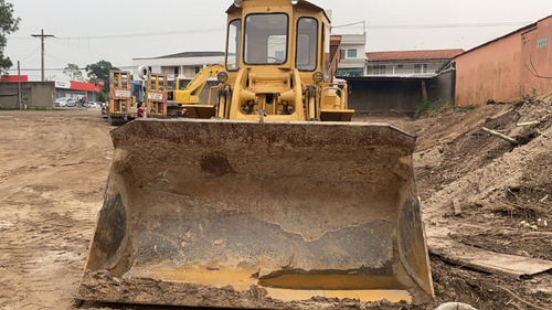 Imagem 2 de 4 de Pá Carregadeira Caterpillar 966