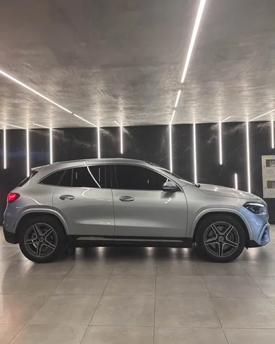 Mercedes-Benz GLA 250 2.0 4matic