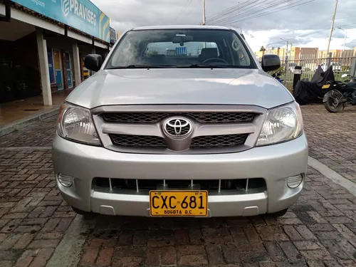 Toyota Hilux 2.5cc Mt Aa 4x2