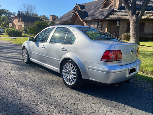 Volkswagen Bora 1.8 T Highline