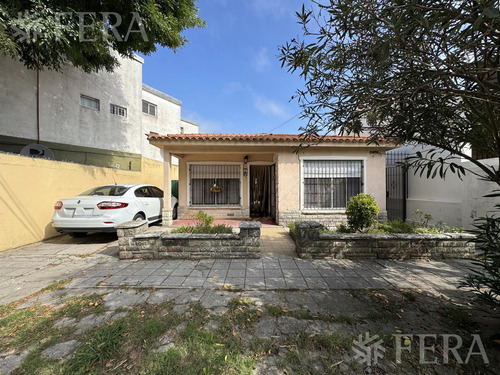 Venta En Block De 3 Unidades Funcionales Con Cochera En Santa Teresita