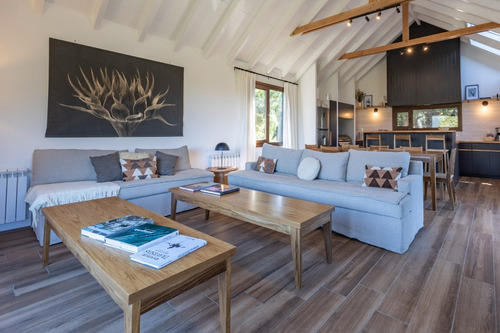 Increíble Casa Con Vista Al Lago Gutiérrez Y Cerro Catedral
