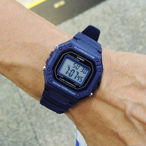 Imagem 4 de 10 de Relógio Casio Masculino Digital W-218h-2avdf Azul Escuro