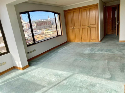 Imagen 12 de 23 de Departamento En Venta De 4 Dorm. En Viña Del Mar