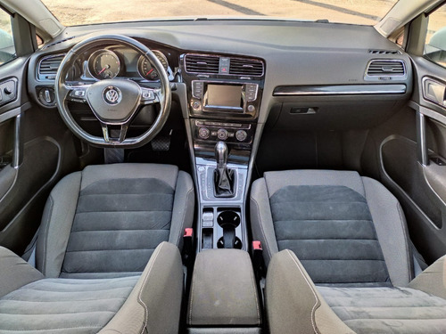 Imagem 10 de 12 de Volkswagen Golf Highline Tsi 2014
