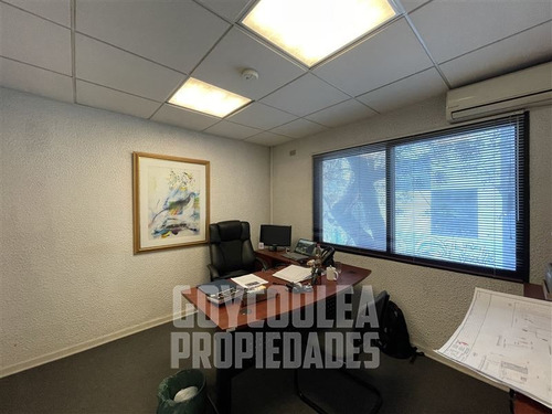 Imagen 17 de 22 de Oficina En Venta En Santiago