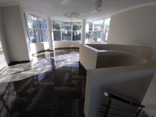 Quinta En Venta En San Jacinto Maracay Jb