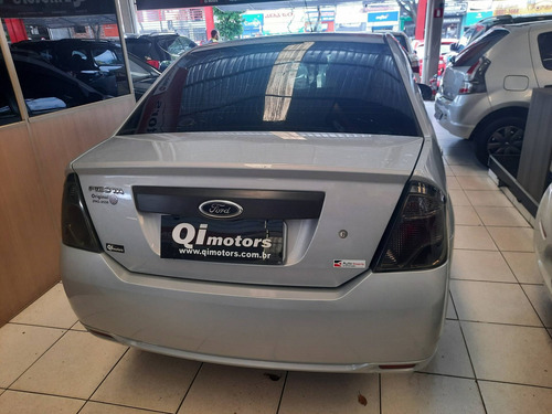 Ford Fiesta 1.0 Rocam Se Plus 8v Flex 4p Manual