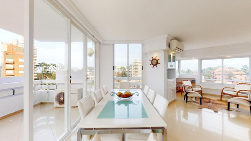 Venta - Departamento De 4 Ambientes En Pinamar Centro, Bunge Y Libertador- Torre Bianca Semipiso