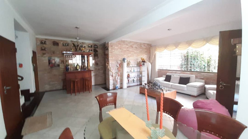La Florida Parte Alta Casa En Venta De 473m2 Ref. 290.000 Neg