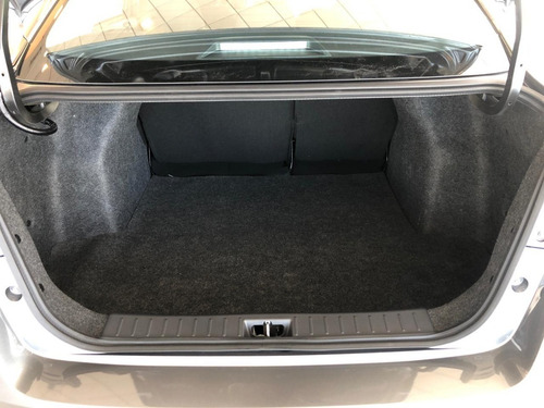 Nissan Versa 1.6 Sense Mt