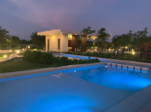 Lotes En Privada Ubicada En Cholul, Mérida