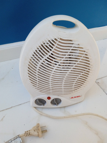 Caloventor Electrico Axel Ax-ca 1900w Blanco Blanco (Usado)