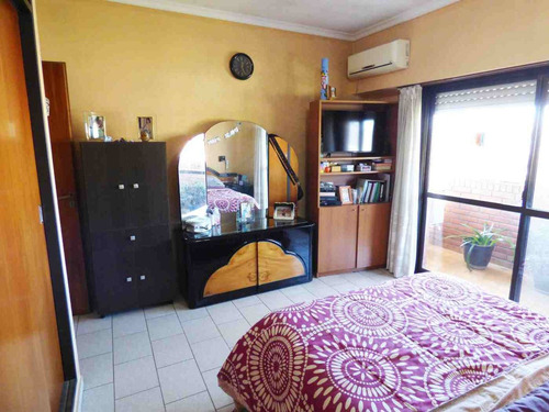 Casa Ph De 4 Ambientes En Venta R. De Escalada