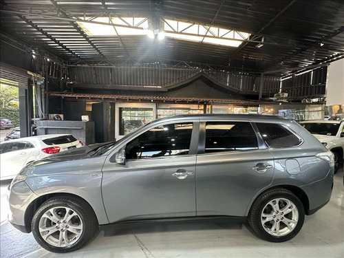 Mitsubishi Outlander 3.0 gt 4x4 v6 24v Gasolina 4p Automatico