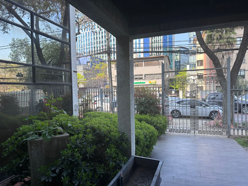 Local Comercial 923mts2 / Av. Andrés Bello & Av. Los Leones