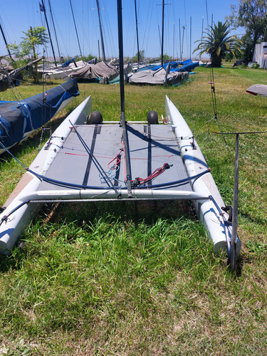 Catamaran A Class Dna 2013