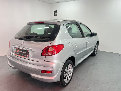 Peugeot 207 XR 1.4 Flex 8V 5p