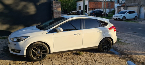 Ford Focus Titanium