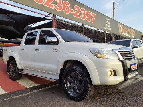 Imagem 2 de 12 de Hilux 2.7 Srv 4x2 Cd 16v Flex 4p Automático