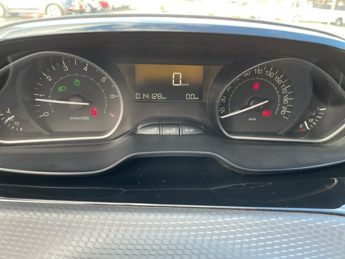 Peugeot 208 Puretech Hb 1.2 Año 2020