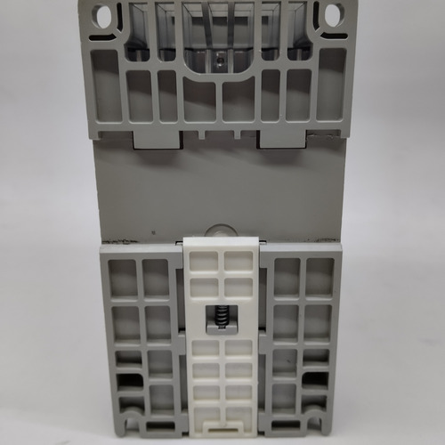 Allen Bradley Variador Power Flex 4 22a-d2p3n104 1hp 440v (Usado)