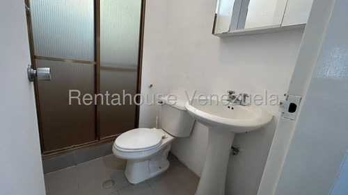 Apartamento En Alquiler Vizcaya Mls#25-23015