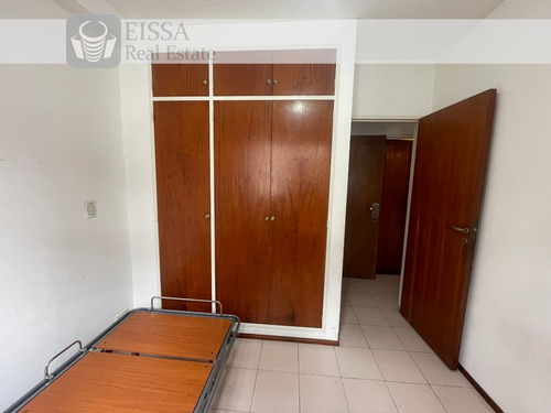 Triplex Sin Expensas A Reciclar Frente A La Plaza Unidad Latinoamericana