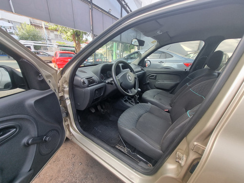 Renault Clio 1.2 Mio Confort Plus Abs Abcp