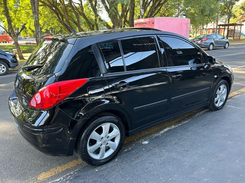 Nissan Tiida 1.8 Sl Flex Aut. 5p