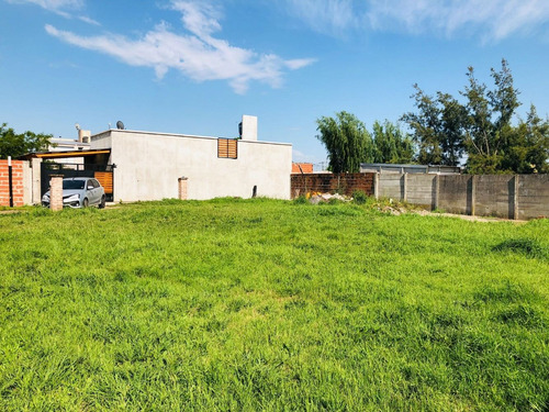 Imagen 2 de 13 de Lote/terreno En Carlos Casares - Financia 50% - Apto Credito