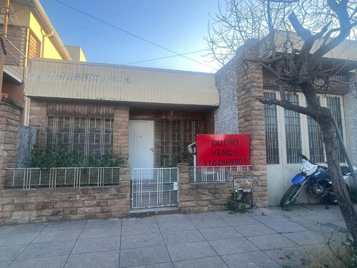Vendo Casa Con Lote Grande Para Contruir Y Galpon Grande Para Oficio