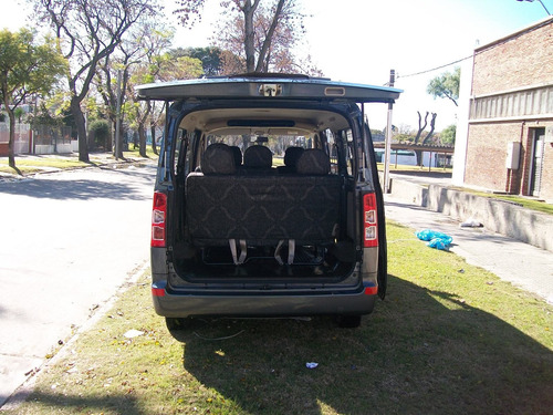 Imagen 8 de 10 de Traslados Viajes Aeropuerto Eventos Fletes Servicio 24horas