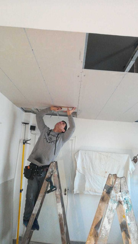 Imagen 3 de 8 de Pintor De Casas Edificios Y Empresas Garantía Profesionales.