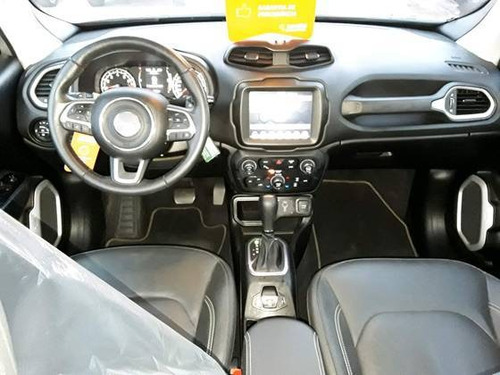 Imagem 12 de 13 de Jeep Renegade 1.8 16v Flex Longitude 4p Automático