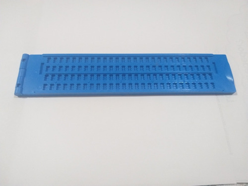Regleta De Plástico Para Braille Con Punzon