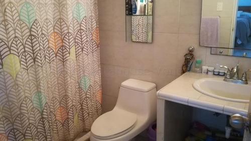 Imagen 8 de 30 de Casa En Venta En Los Samanes Ribereña Cabudare Lara 0-4-2-4-5-9-3-7-5-4-2, Rent-a-house Mls Código: 21-18558
