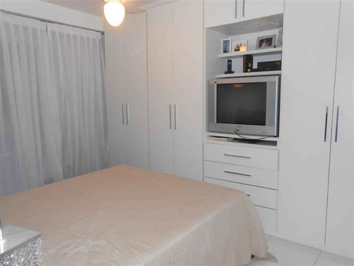 Casa De Condomínio À Venda Na Praça Miguel Osório, Recreio Dos Bandeirantes, Rio De Janeiro - Rj - Liv-2751