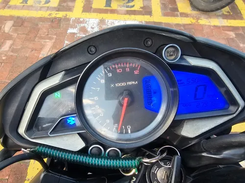 Pulsar Ns 200