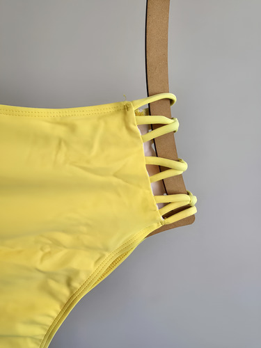 Bikini Traje De Baño Bottom Highwaist A La Cintura Amarillo