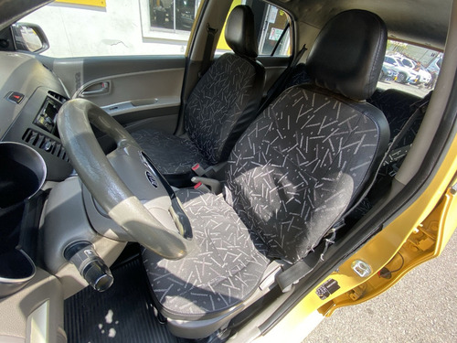 Imagen 13 de 25 de Kia Picanto Ekotaxi + Lx 2017