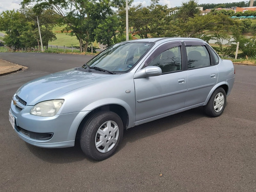 Chevrolet Corsa Classic 1.0 Life Flex Power 4p
