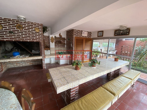 Imagen 21 de 28 de Amplia Casa En Pda. 25 A La Venta