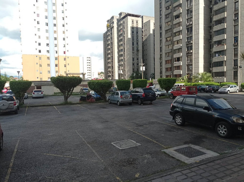 Imagen 3 de 11 de En Venta Apartamento 78m2 3h/2b/1e La Vaquera Guarenas 0894