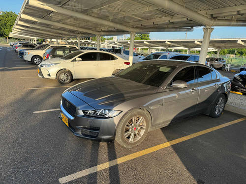 Jaguar Xe Prestige